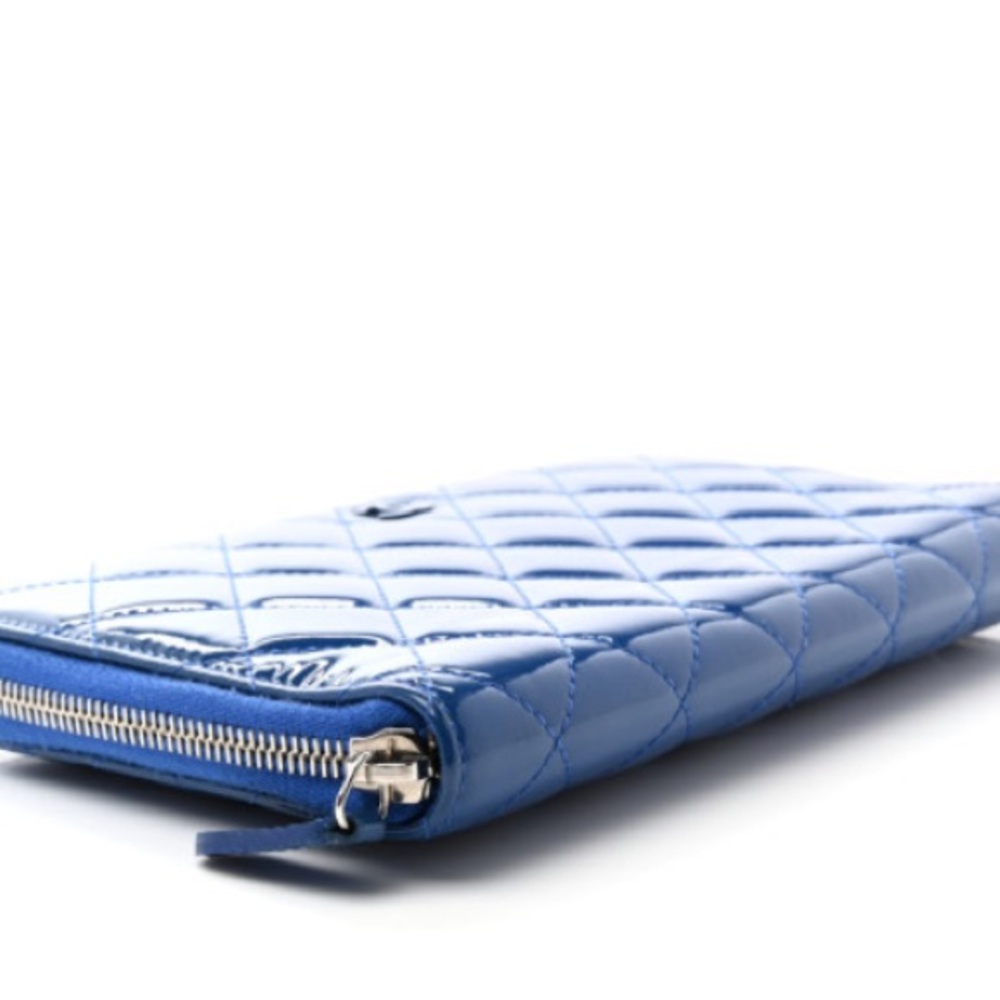 π ELECTRIC BLUE QUILTED LEATHER CHANEL ZIP AROUND ZIPPY LARGE ORGANIZER WALLET - Picture 7 of 12